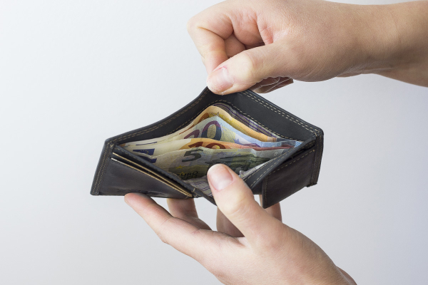 Mini Geldbörse extra dünn ohne Klappe im Hochformat LEAS MCL in Echt-Leder, schwarz